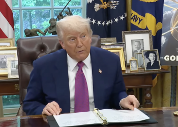 트럼프 행정부, 연방정부 채용에서 인종·성별 고려 전면 금지 … 불복시 징계